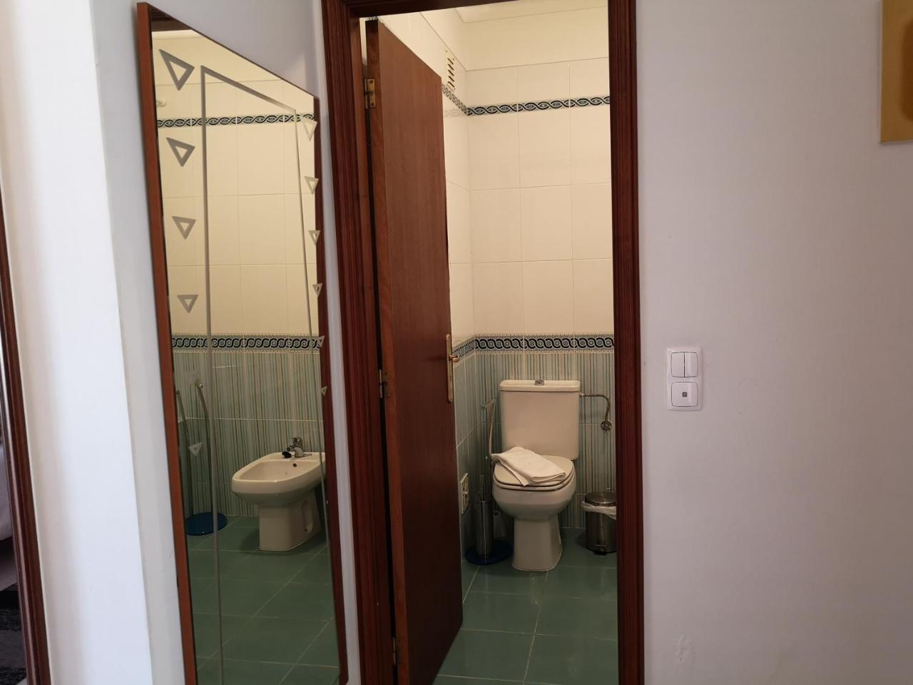 Appartamento Pro Touristic Peniche Surf & Beach Esterno foto